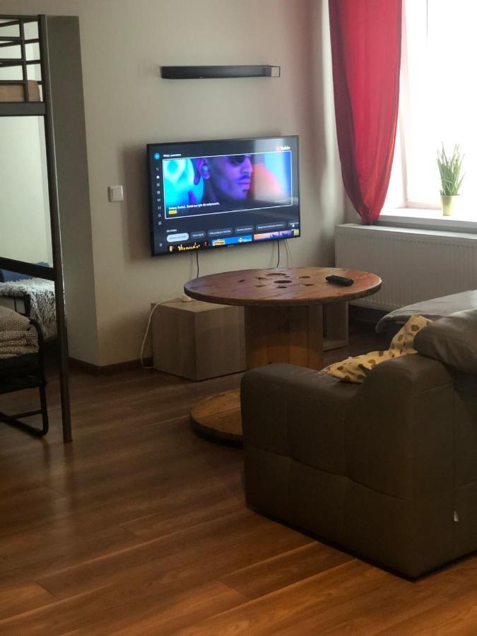 Apartament Srodmiescie 1 Sypialnia Oraz 1 Salon فاوبجه المظهر الخارجي الصورة